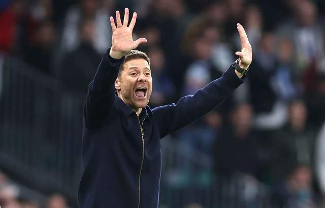 近8场仅2胜！阿隆索被曝帅位依旧稳固，输曼城后仍获多方力挺